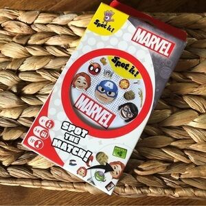 Spot it Marvel travel matching card game with tin